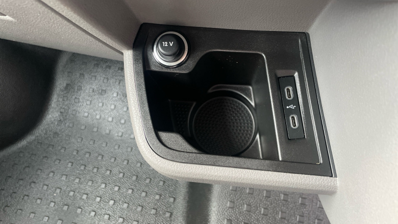 Volkswagen Transporter T28 Lwb Diesel 2.0 TDI 150 Highline Van DSG